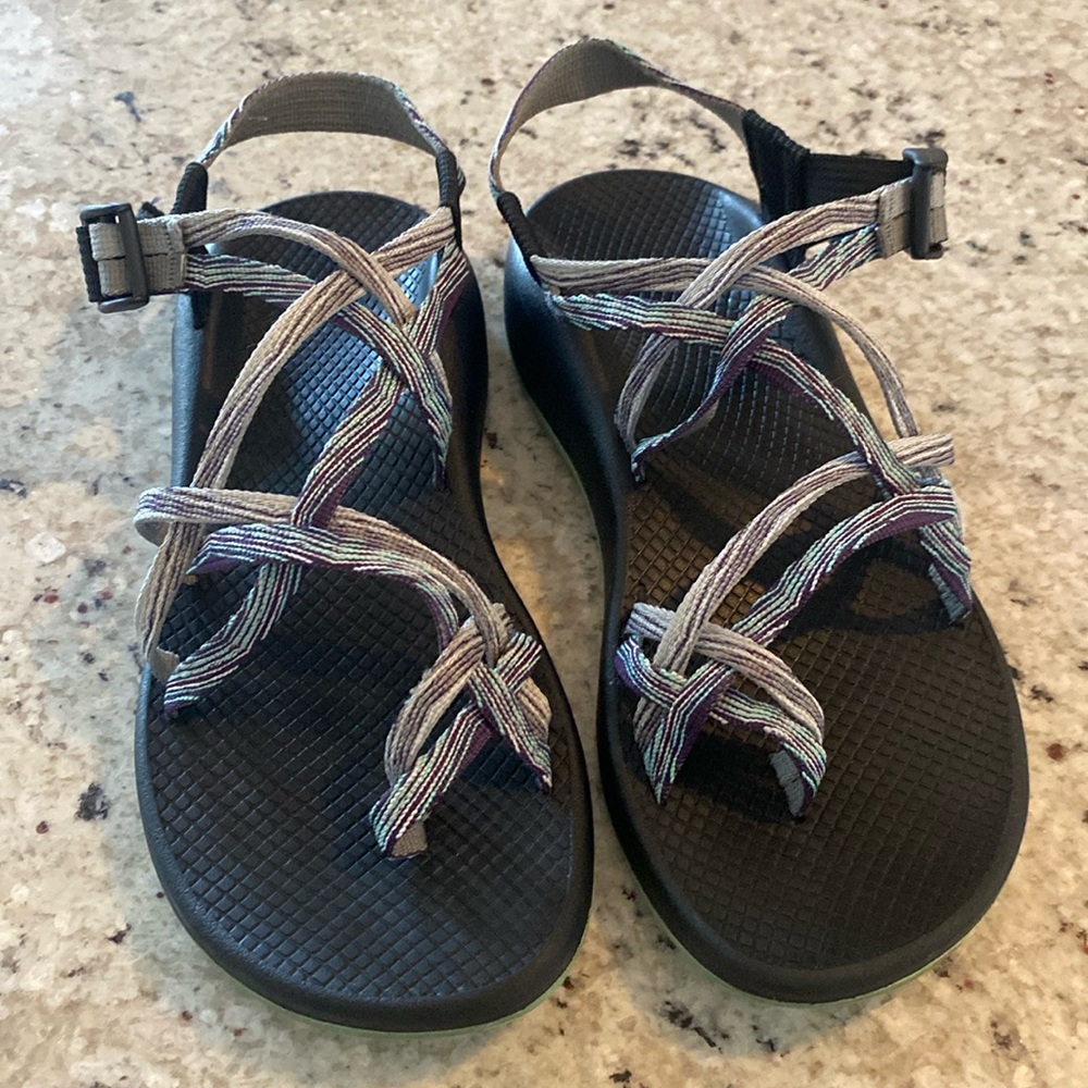 Women’s Chaco Sandals‎ Size 10 Purple & Aqua